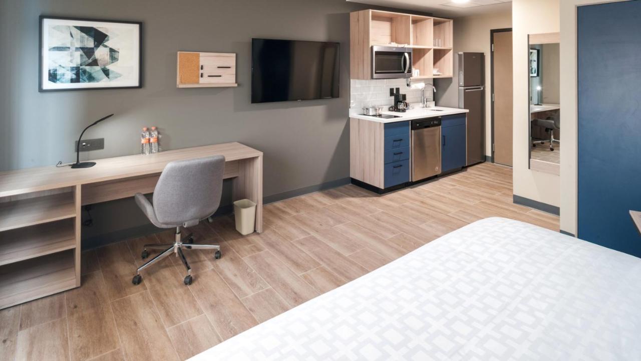 Candlewood Suites - Guadalajara Galerias By Ihg Zapopan Exteriör bild