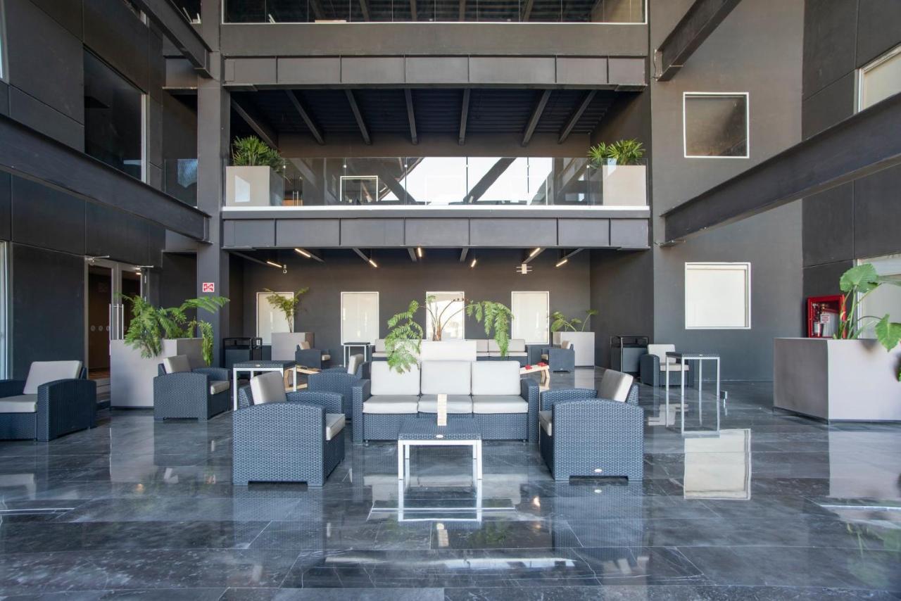 Candlewood Suites - Guadalajara Galerias By Ihg Zapopan Exteriör bild