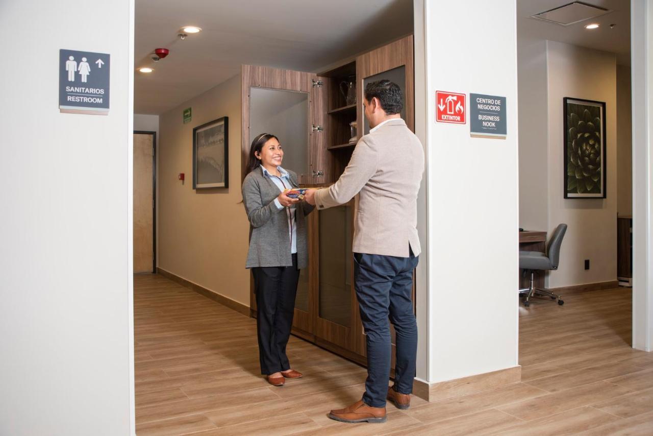 Candlewood Suites - Guadalajara Galerias By Ihg Zapopan Exteriör bild