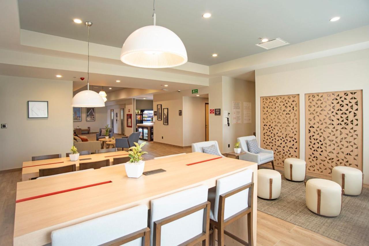 Candlewood Suites - Guadalajara Galerias By Ihg Zapopan Exteriör bild