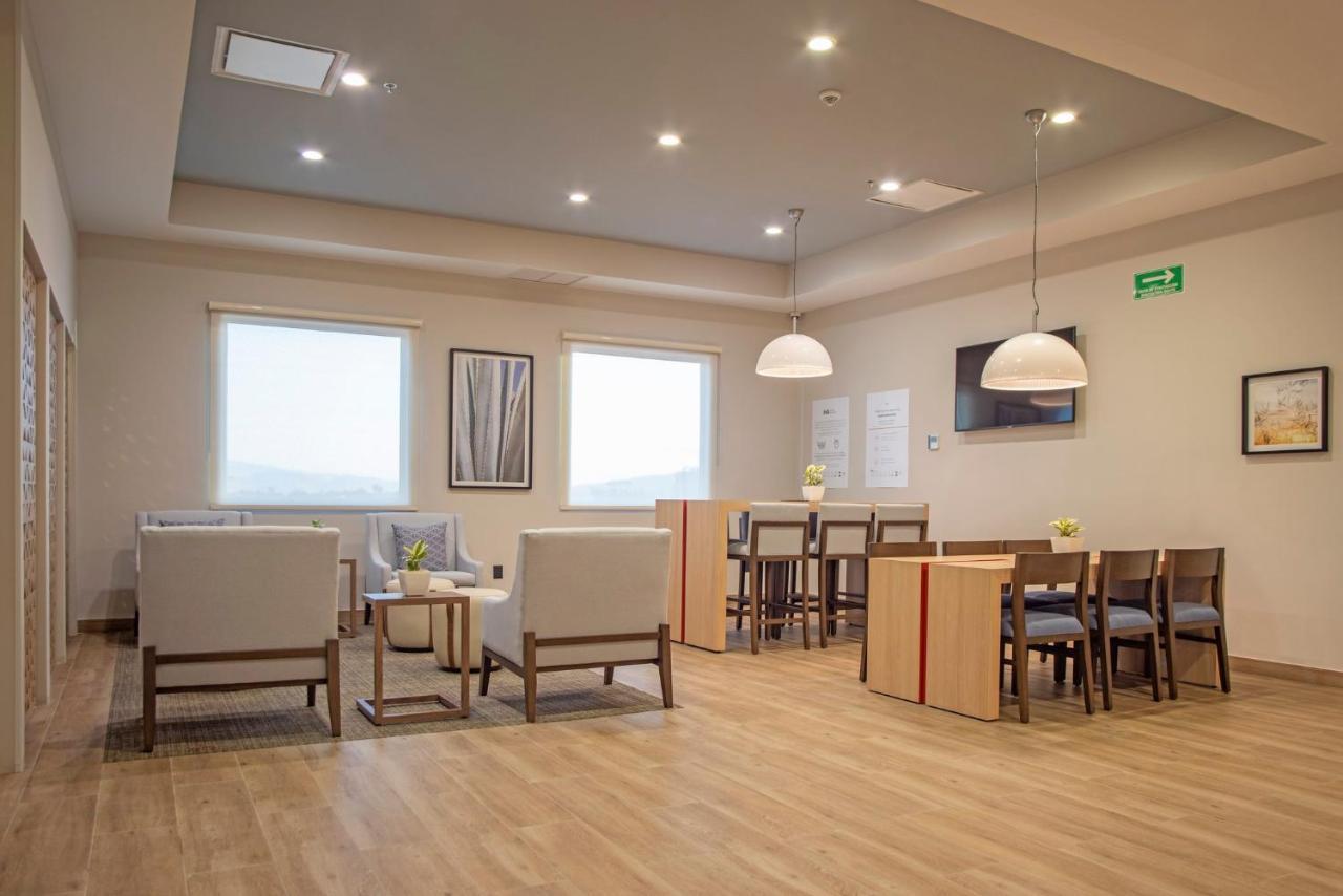 Candlewood Suites - Guadalajara Galerias By Ihg Zapopan Exteriör bild