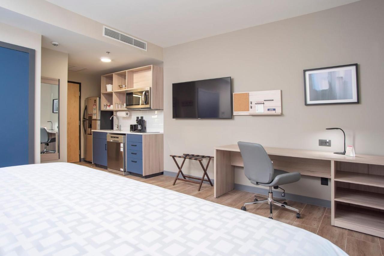 Candlewood Suites - Guadalajara Galerias By Ihg Zapopan Exteriör bild